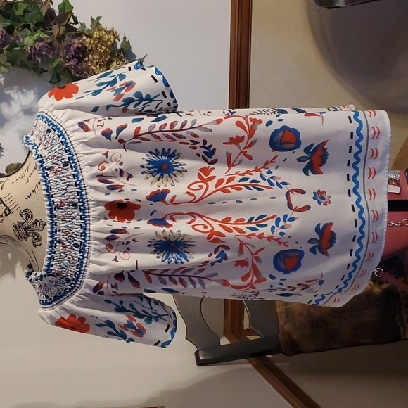 Off shoulder blouse - Picture 5 of 10